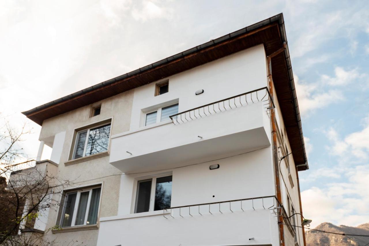 Ferienwohnung Devin Coworking & Coliving Exterior foto