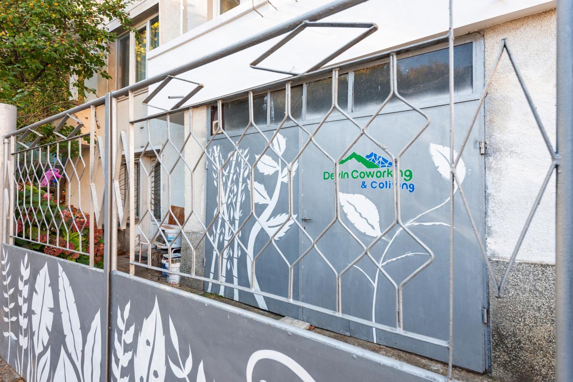 Ferienwohnung Devin Coworking & Coliving Exterior foto